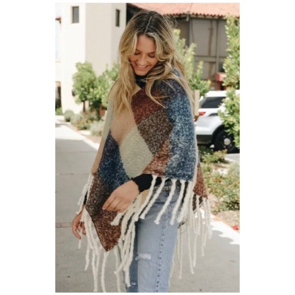 SOLD OUT Colorblock Multicolor Tassel Fringe Poncho - Picture 6 of 6